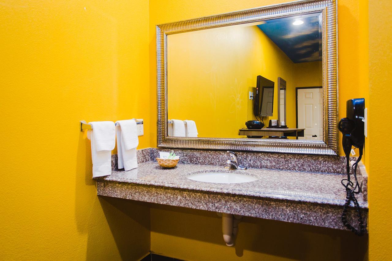 Moonlight Suites - Houston/George Bush Int'L Airport Zewnętrze zdjęcie